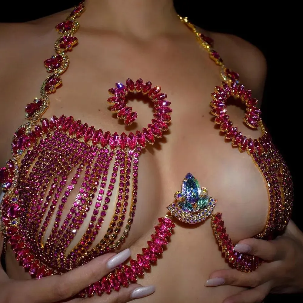 Rave Pink Crystal Chest staffa - Body Jewelry Retainers recensione e prezzo